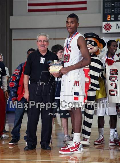 Thumbnail 1 in Manvel vs Mansfield Summit (McDonald's Texas Invitational) photogallery.