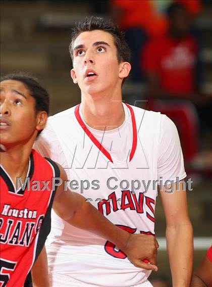 Thumbnail 1 in Manvel vs Mansfield Summit (McDonald's Texas Invitational) photogallery.