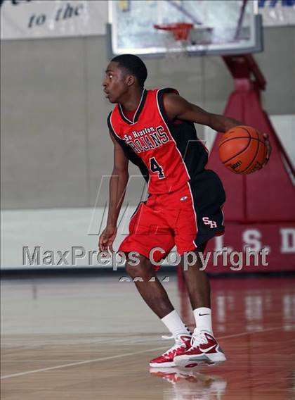 Thumbnail 3 in Manvel vs Mansfield Summit (McDonald's Texas Invitational) photogallery.
