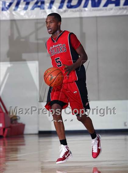 Thumbnail 3 in Manvel vs Mansfield Summit (McDonald's Texas Invitational) photogallery.