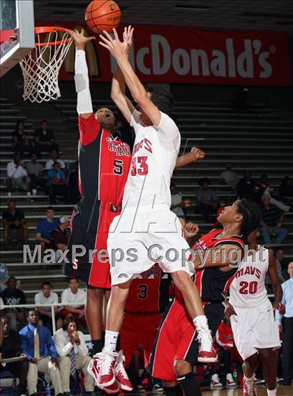 Thumbnail 1 in Manvel vs Mansfield Summit (McDonald's Texas Invitational) photogallery.