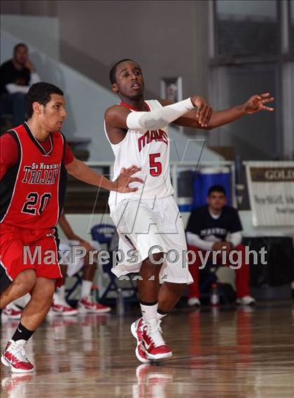 Thumbnail 2 in Manvel vs Mansfield Summit (McDonald's Texas Invitational) photogallery.