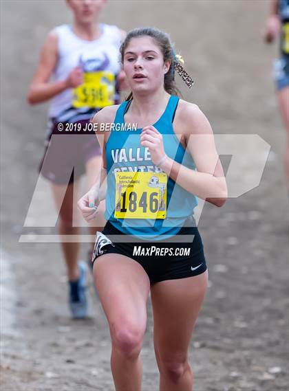 Thumbnail 2 in CIF State Cross Country Championships (Girls D4 Race) photogallery.
