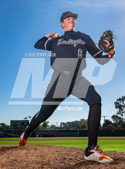 Thumbnail 1 in Huntington Beach (College Commits) photogallery.
