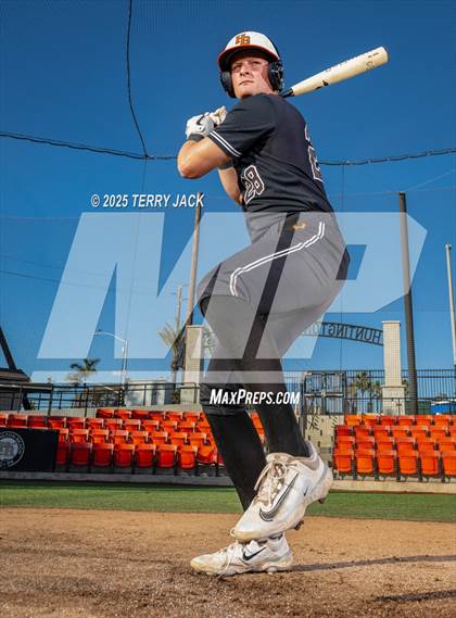 Thumbnail 1 in Huntington Beach (College Commits) photogallery.