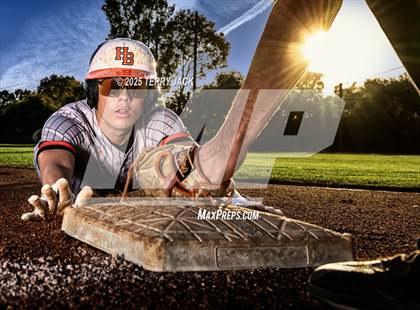 Thumbnail 1 in Huntington Beach (College Commits) photogallery.