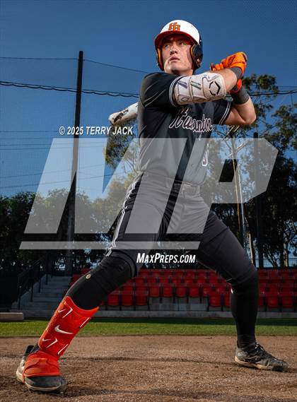 Thumbnail 3 in Huntington Beach (College Commits) photogallery.