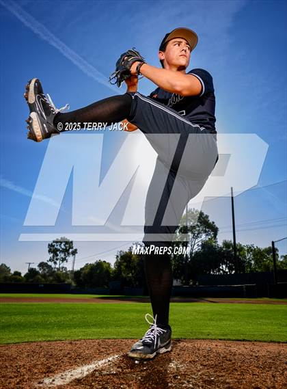 Thumbnail 3 in Huntington Beach (College Commits) photogallery.