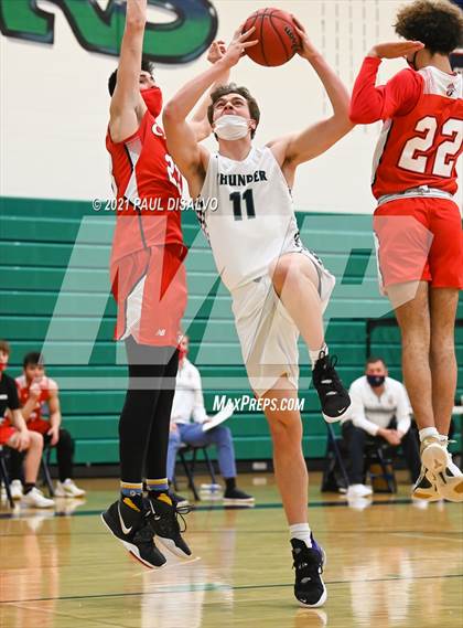Thumbnail 3 in ThunderRidge vs. Chaparral (CHSAA 5A Great 8) photogallery.