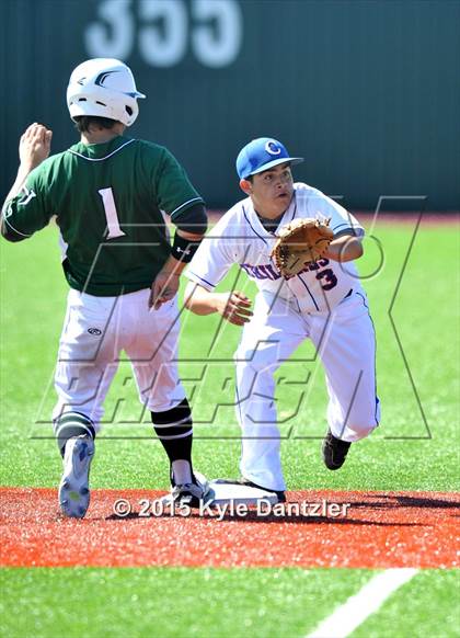 Thumbnail 1 in Childress vs Iowa Park (Walker Stallcup Tournament) photogallery.