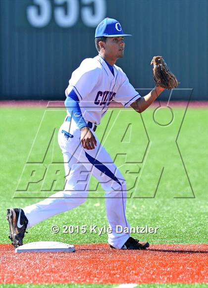 Thumbnail 1 in Childress vs Iowa Park (Walker Stallcup Tournament) photogallery.