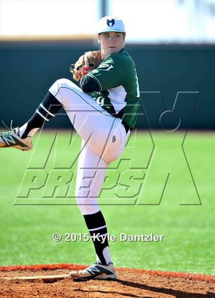 Thumbnail 3 in Childress vs Iowa Park (Walker Stallcup Tournament) photogallery.
