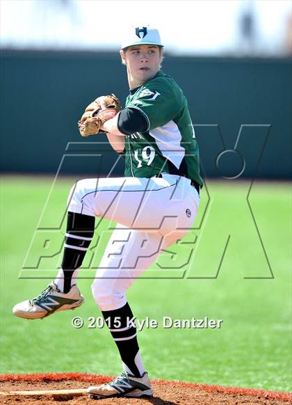 Thumbnail 3 in Childress vs Iowa Park (Walker Stallcup Tournament) photogallery.