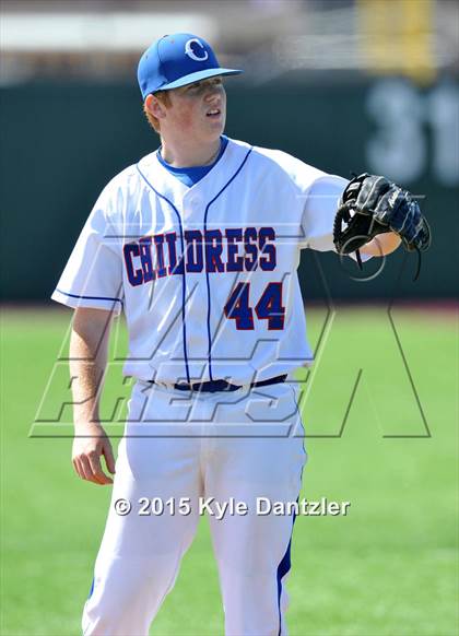 Thumbnail 1 in Childress vs Iowa Park (Walker Stallcup Tournament) photogallery.