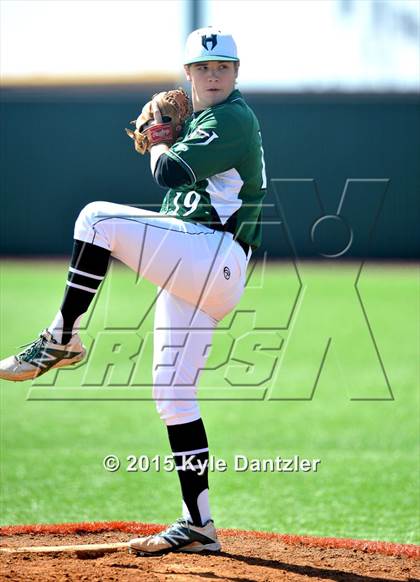 Thumbnail 2 in Childress vs Iowa Park (Walker Stallcup Tournament) photogallery.