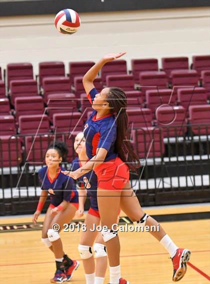 Thumbnail 2 in MacArthur [Douglas] vs Roosevelt [Theodore] (Littleton Gym) photogallery.