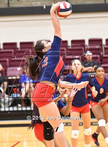 Thumbnail 1 in MacArthur [Douglas] vs Roosevelt [Theodore] (Littleton Gym) photogallery.