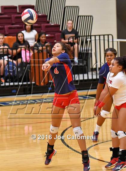 Thumbnail 2 in MacArthur [Douglas] vs Roosevelt [Theodore] (Littleton Gym) photogallery.