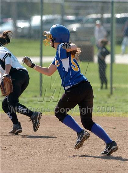 Thumbnail 3 in Franklin vs. Del Campo (Pre-Season Tournament of Champions) photogallery.