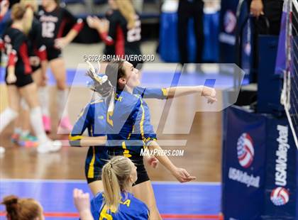 Thumbnail 2 in Simla vs. Haxtun (CHSAA 2A Round 2) photogallery.