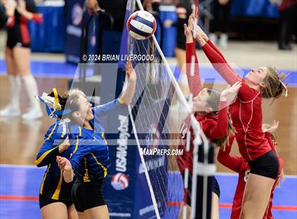 Thumbnail 3 in Simla vs. Haxtun (CHSAA 2A Round 2) photogallery.