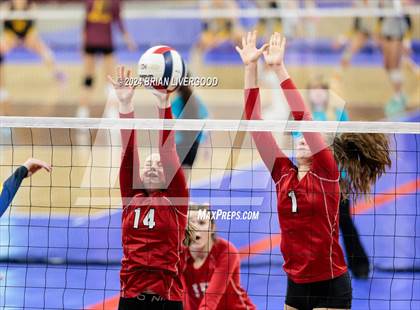 Thumbnail 1 in Simla vs. Haxtun (CHSAA 2A Round 2) photogallery.