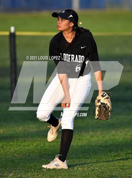 Thumbnail 1 in El Dorado @ Charter Oak photogallery.