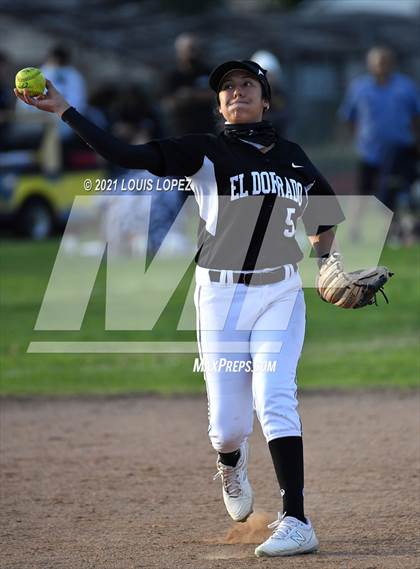 Thumbnail 2 in El Dorado @ Charter Oak photogallery.