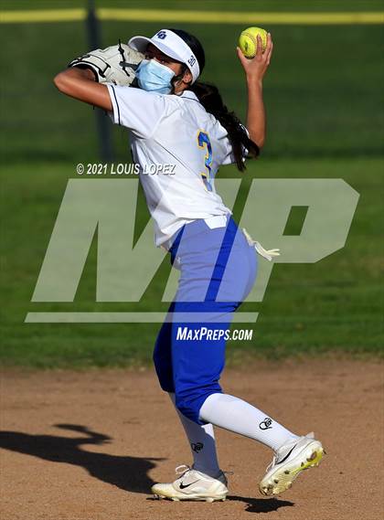 Thumbnail 3 in El Dorado @ Charter Oak photogallery.
