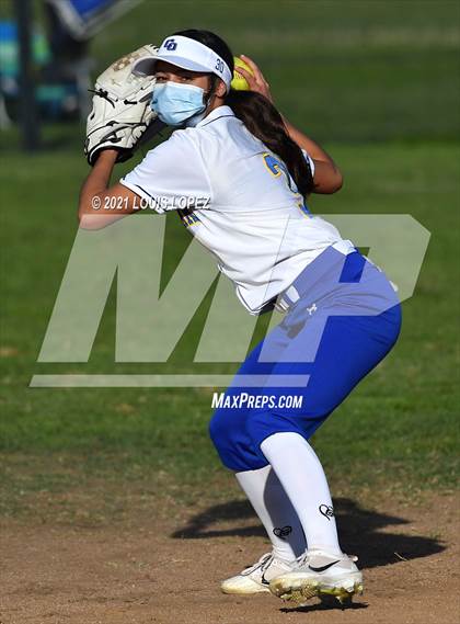 Thumbnail 2 in El Dorado @ Charter Oak photogallery.