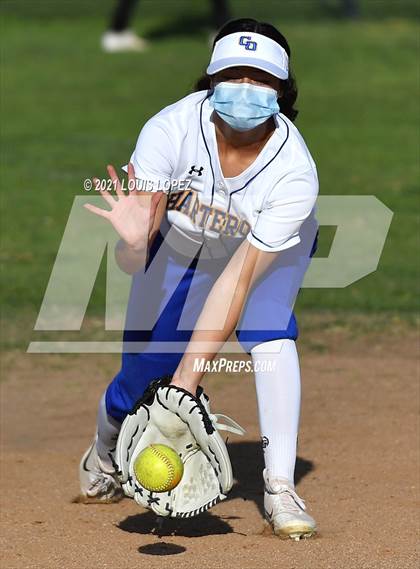 Thumbnail 1 in El Dorado @ Charter Oak photogallery.