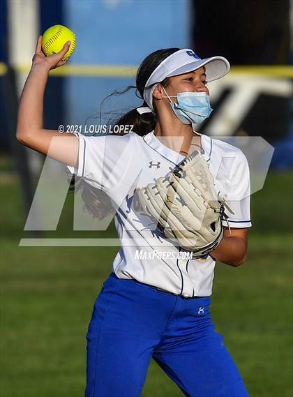 Thumbnail 1 in El Dorado @ Charter Oak photogallery.