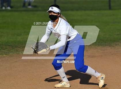 Thumbnail 3 in El Dorado @ Charter Oak photogallery.
