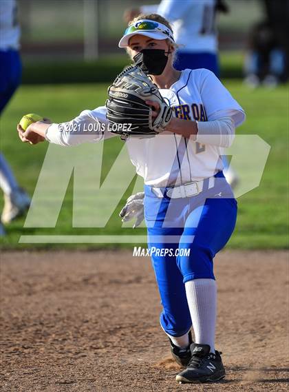 Thumbnail 3 in El Dorado @ Charter Oak photogallery.
