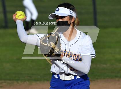 Thumbnail 2 in El Dorado @ Charter Oak photogallery.