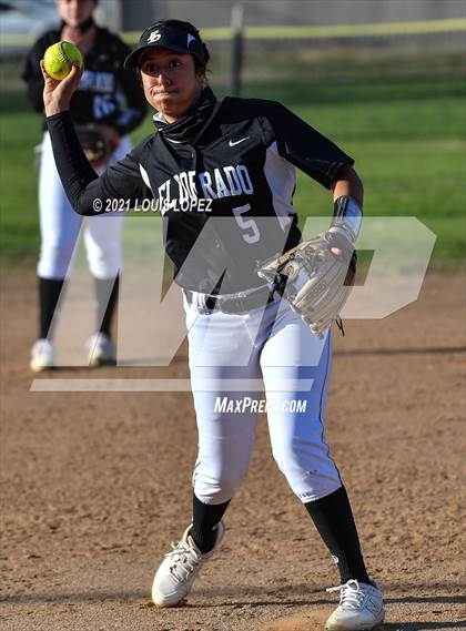 Thumbnail 1 in El Dorado @ Charter Oak photogallery.