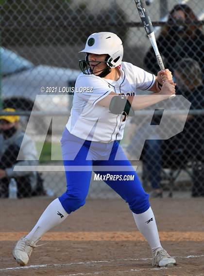 Thumbnail 3 in El Dorado @ Charter Oak photogallery.