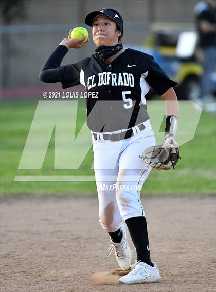 Thumbnail 1 in El Dorado @ Charter Oak photogallery.