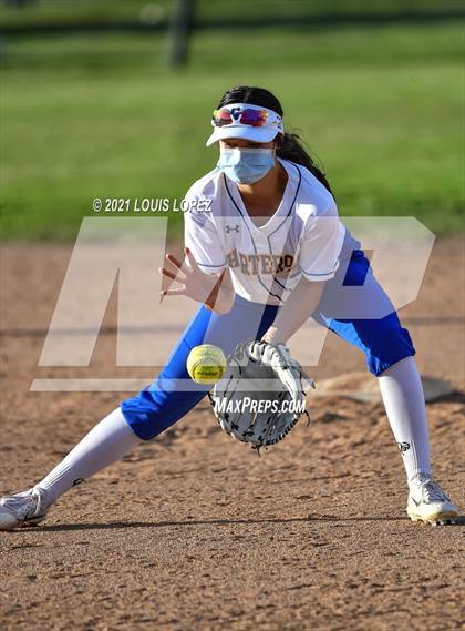 Thumbnail 3 in El Dorado @ Charter Oak photogallery.