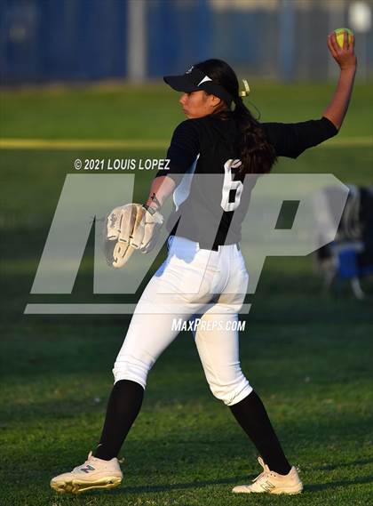 Thumbnail 3 in El Dorado @ Charter Oak photogallery.