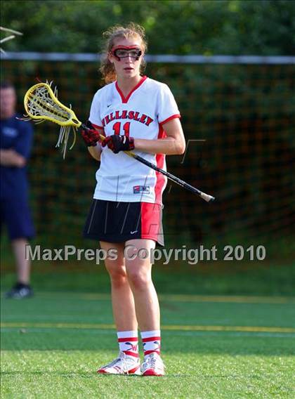 Thumbnail 2 in Walpole @ Wellesley (MIAA Division 1 South Quarterfinal) photogallery.