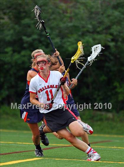 Thumbnail 3 in Walpole @ Wellesley (MIAA Division 1 South Quarterfinal) photogallery.