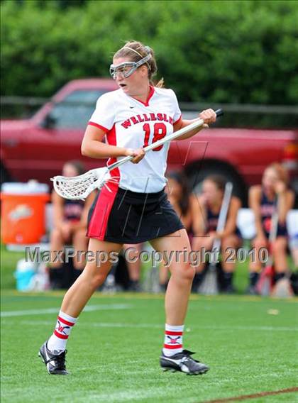 Thumbnail 2 in Walpole @ Wellesley (MIAA Division 1 South Quarterfinal) photogallery.
