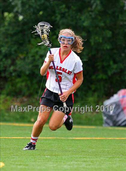 Thumbnail 2 in Walpole @ Wellesley (MIAA Division 1 South Quarterfinal) photogallery.