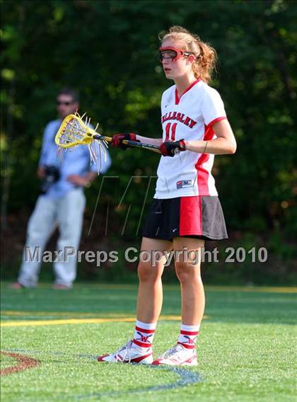 Thumbnail 3 in Walpole @ Wellesley (MIAA Division 1 South Quarterfinal) photogallery.