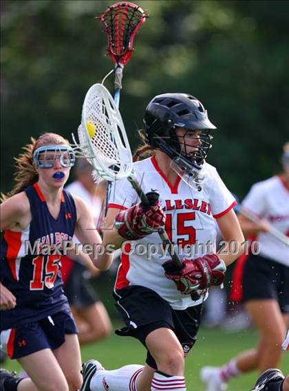 Thumbnail 3 in Walpole @ Wellesley (MIAA Division 1 South Quarterfinal) photogallery.