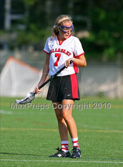 Thumbnail 1 in Walpole @ Wellesley (MIAA Division 1 South Quarterfinal) photogallery.