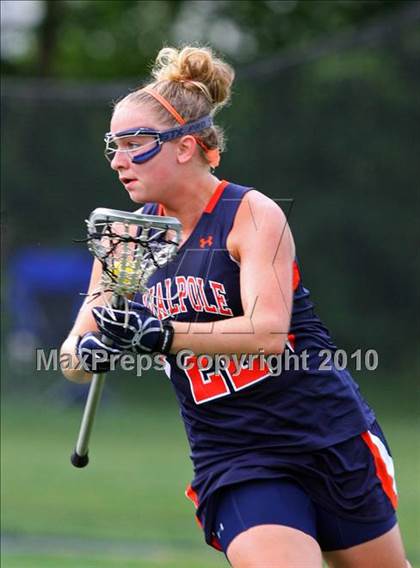 Thumbnail 1 in Walpole @ Wellesley (MIAA Division 1 South Quarterfinal) photogallery.