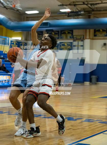 Thumbnail 2 in SA Johnson @ Manor (Pflugerville Holiday Classic) photogallery.
