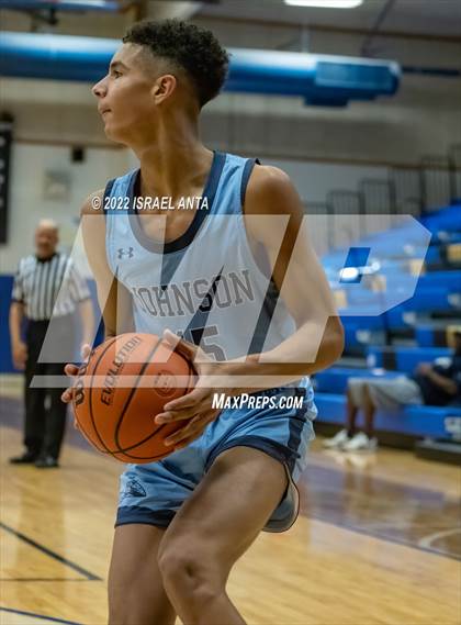 Thumbnail 1 in SA Johnson @ Manor (Pflugerville Holiday Classic) photogallery.